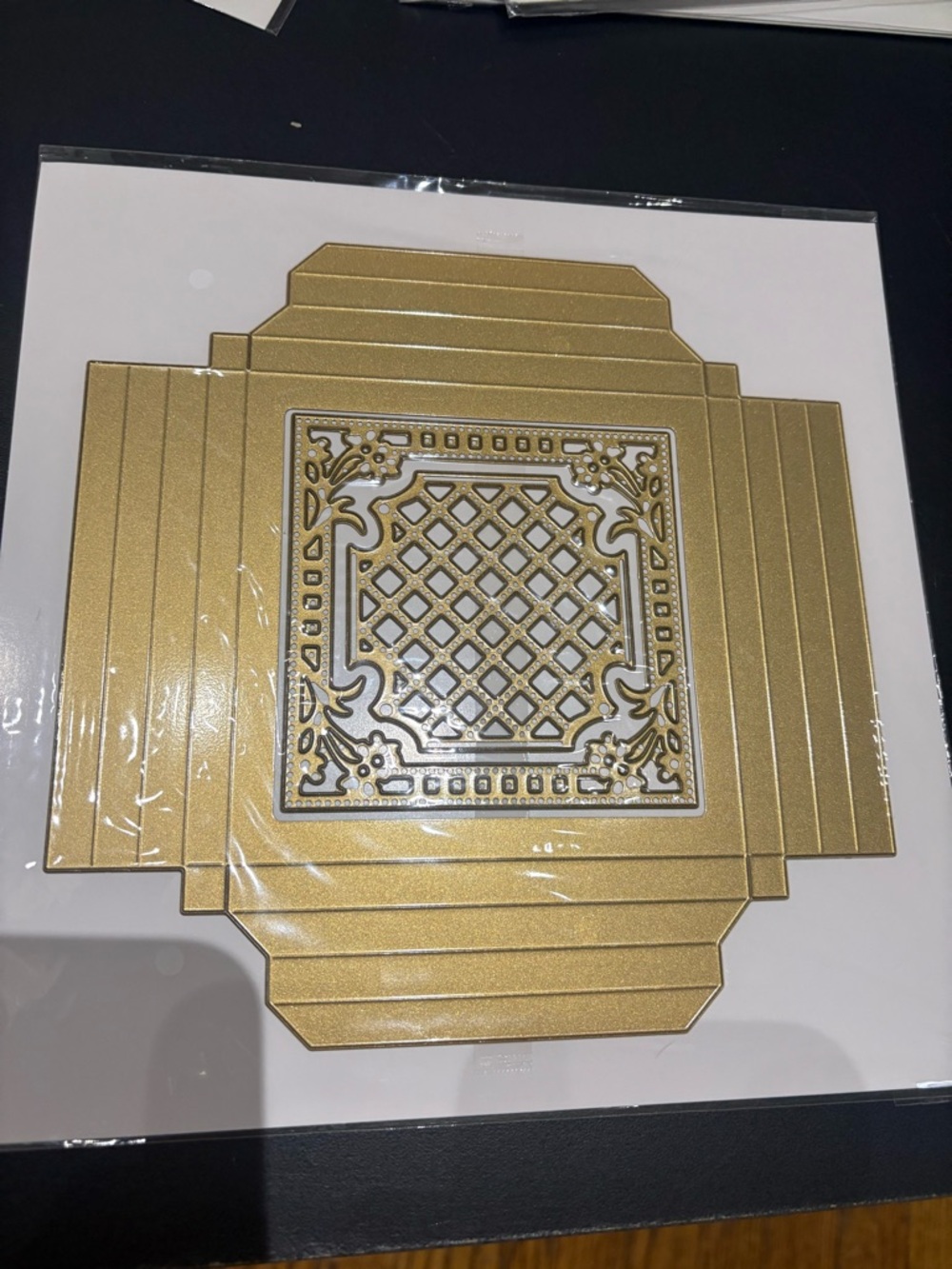 Anna Griffin Gold Square Box Card Die New in Package - Picture 2 of 3
